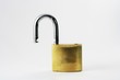 Cadenas ouvert