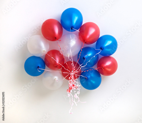 Photo: balloons hanging from the ceiling. balloons hanging from the ceiling.