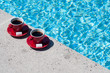 café en bord de piscine 2