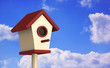 Vogelhaus im Sommer - Rot Beige