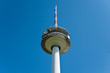 Fernsehturm vor blauem Himmel Fernsehturm vor blauem Himmel
