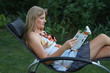 Lesen im Garten
