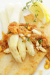 Pangasiusfilet mit frischem Spargel und Polnischer Buttersoße
