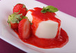 pannacotta et coulis de fraise
