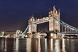 London, Towerbridge bei Nacht