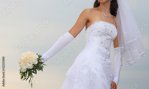 Zdjęcie: Bride with bunch of flowers Bride with bunch of flowers