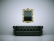 Schwarzes Ledersofa mit goldenem Bilderrahmen