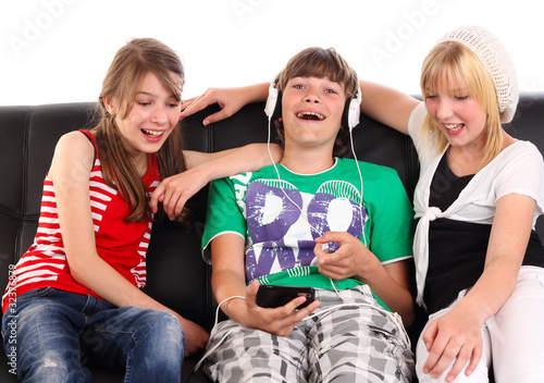 Foto: 3 Teens Sofa 20.05.11 3 Teens Sofa 20.05.11