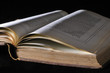 Illustration: livre ancien livre ancien