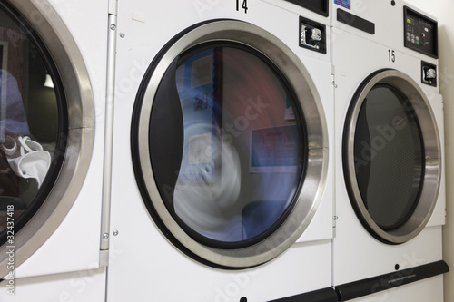 Photo: A white washing machine A white washing machine