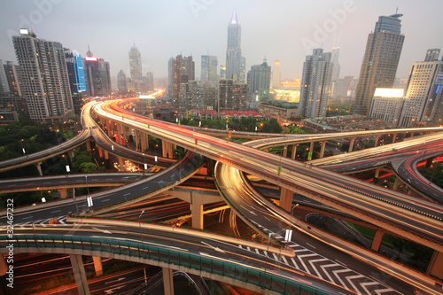 Photo: traffic in city at night traffic in city at night