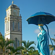 vierge au Parasol et clocher église de piton Sainte-Rose vierge au Parasol et clocher église de piton Sainte-Rose