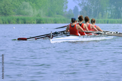 Foto: Canoa a quattro femminile Canoa a quattro femminile