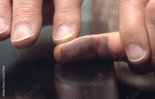 Photo: Kriminalität Symbolfoto Fingerabdruck Kriminalität Symbolfoto Fingerabdruck
