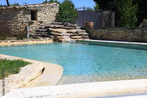 Photo: maison et piscine maison et piscine