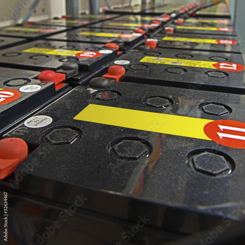 Photo: USV Batterien - UPS batteries USV Batterien - UPS batteries