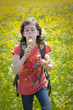 Mädchen mit Pusteblume Mädchen mit Pusteblume