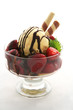 Erdbeeren mit Vanilleeis