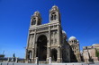 église... ciel bleu