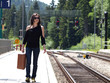 Foto: Gehen am Bahnsteig Gehen am Bahnsteig