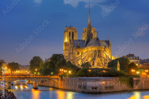 Photo: Notre Dame de Paris at night Notre Dame de Paris at night