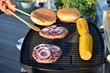 Foto: Burger auf dem Grill Burger auf dem Grill