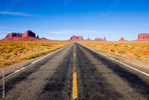 Photo: Highway 163 in Monument Valley Highway 163 in Monument Valley
