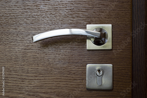 Foto: Türgriff aus Aluminium Türgriff aus Aluminium
