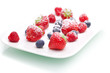 ����: Erdbeeren, Himbeeren und Heidelbeeren mit Staubzucker � unpict #32922000