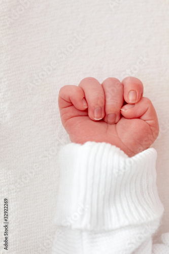 Photo: Geballte Baby-Faust Geballte Baby-Faust