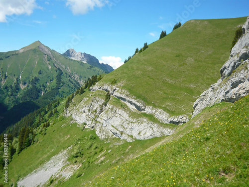 Photo: Paysage des Bauges, pré-alpes françaises Paysage des Bauges, pré-alpes françaises