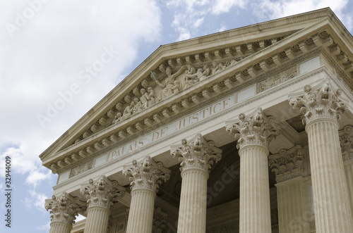 Photo: Palais de Justice de Nîmes Palais de Justice de Nîmes