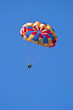 ����: Parasailing under blue sky. � FER737NG #33024888
