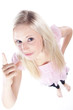 Blonde Frau schimpft