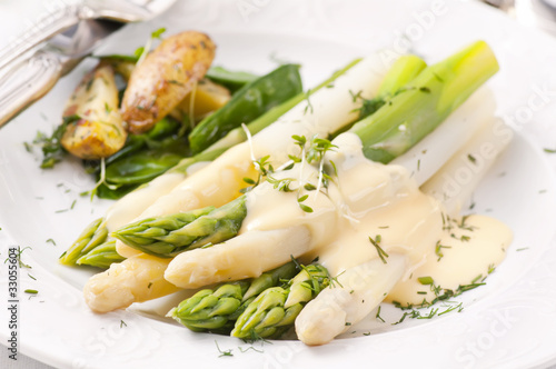 Foto: Spargel mit Kartoffeln Spargel mit Kartoffeln