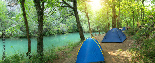 Foto: Camping on mountain river Camping on mountain river