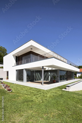 Photo: beautiful modern house beautiful modern house