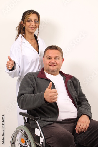 Foto: Daumen Hoch Pflegepersonal Daumen Hoch Pflegepersonal
