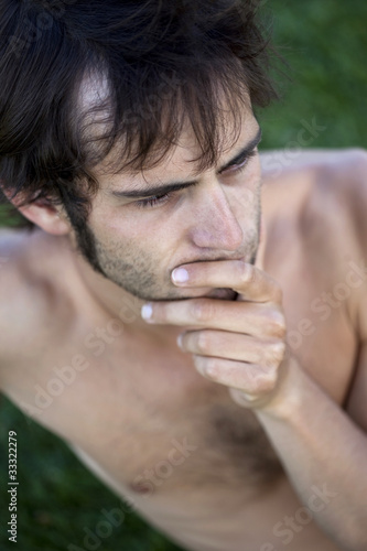 modèle nu masculin