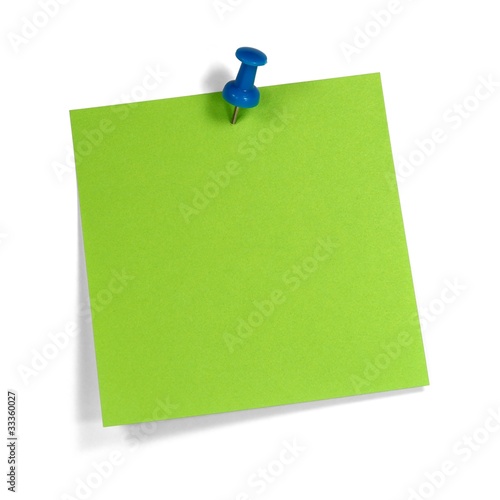 Photo: Grüner Merkzettel mit blauem Pin Grüner Merkzettel mit blauem Pin