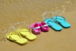 Badeschuhe am Strand