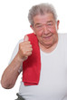 Senior ist glücklich beim Sport
