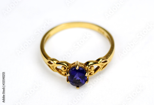 Photo: Saphirring aus Gold Saphirring aus Gold
