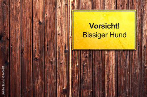 Foto: Bissiger Hund Bissiger Hund