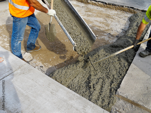 Photo: Roadworks: pouring cement Roadworks: pouring cement