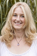 Foto: Portrait von einer Frau mitte 40 Portrait von einer Frau mitte 40