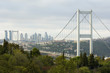 Foto: Bosphorus Bridge with skyscrapers in Istanbul, Turkey Bosphorus Bridge with skyscrapers in Istanbul, Turkey