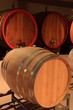 Weinkeller Barrique Rotwein Holzfässer Piemont, Italien