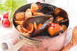 Muscheln in Tomatensauce