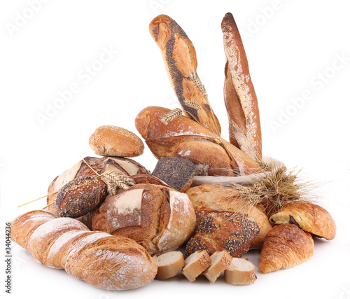 Photo: composition de pains sur fond blanc composition de pains sur fond blanc